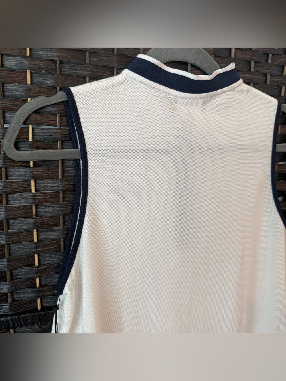⛳️ Belyn Key Sleeveless Zip Mock Neck Golf Polo White Navy Size Small NWT - Picture 5 of 9